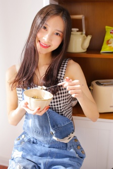 和朋友换娶妻野外夫妇3